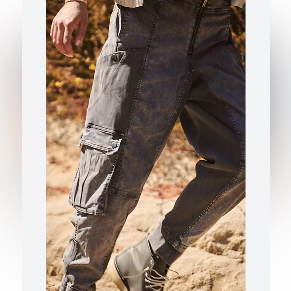 NWOT FP Movement Fast Track Pants - Picture 2 of 7